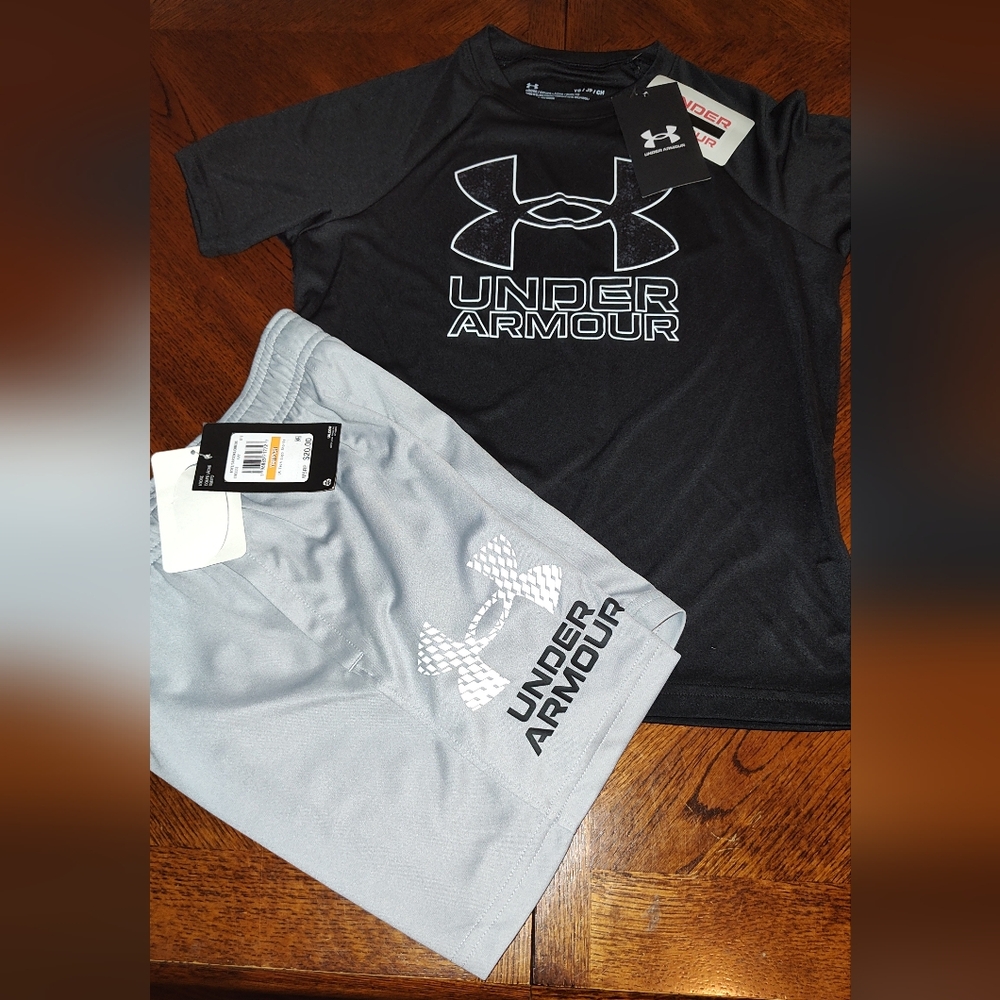 NWT (8) Boys Under Armour shorts outfit